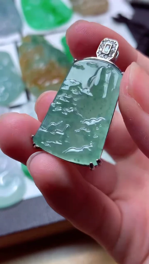 翡翠未镶嵌颈饰天然翡翠