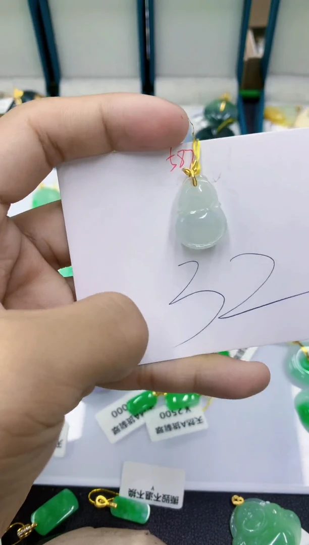 颈饰未镶嵌翡翠11111111