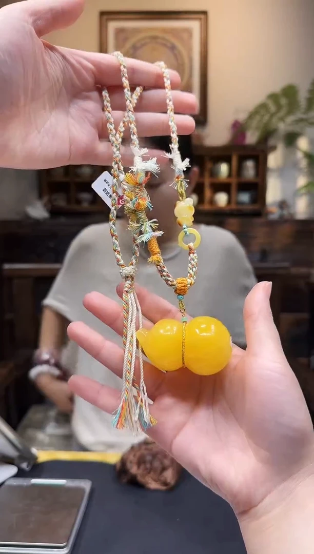 蜜蜡颈饰未镶嵌葫芦项链