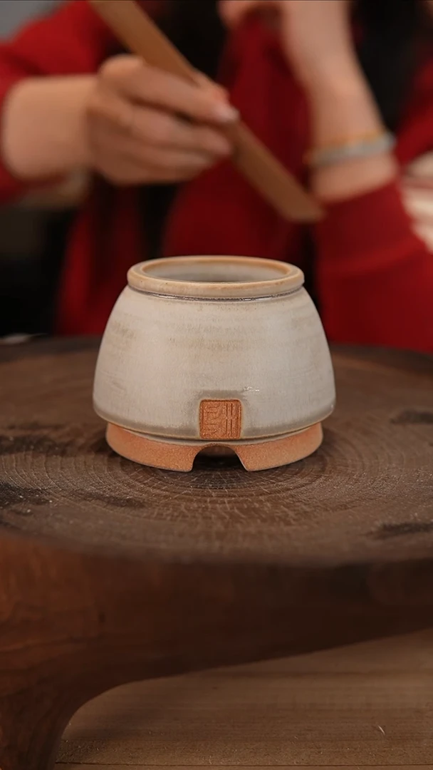 【闪购商品】红陶3-7-447默认有瑕口5.5