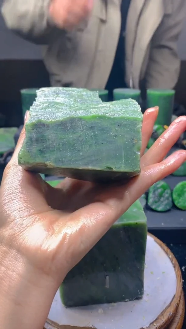 未镶嵌和田玉珠宝半成品1