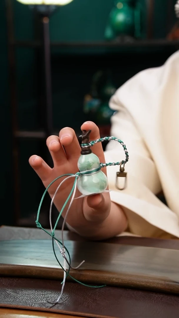 【闪购商品】E097小葫芦挂件（无内胆）一物一拍