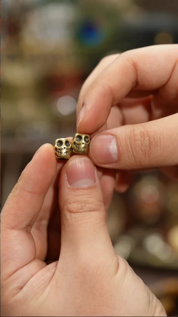 把件柏香籽/百香籽10mm+黄利马尸陀林一对