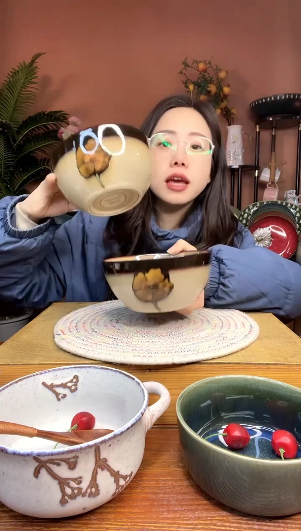 陶瓷6英寸手绘花朵面碗 2件 微瑕疵