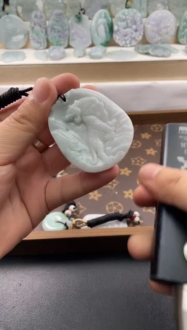 颈饰未镶嵌翡翠....10/11/.374