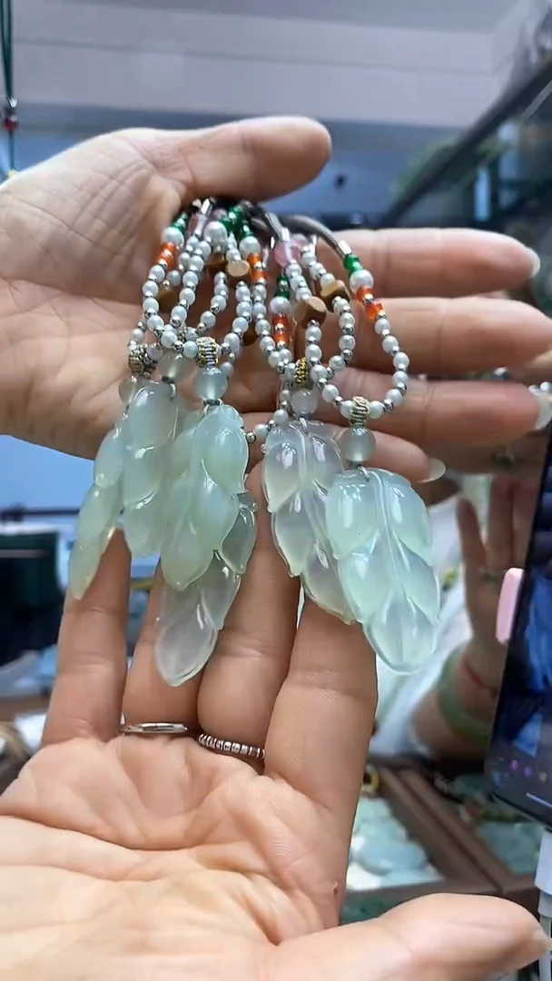 【闪购商品】岫玉吊坠未镶嵌多样性发货其中之一