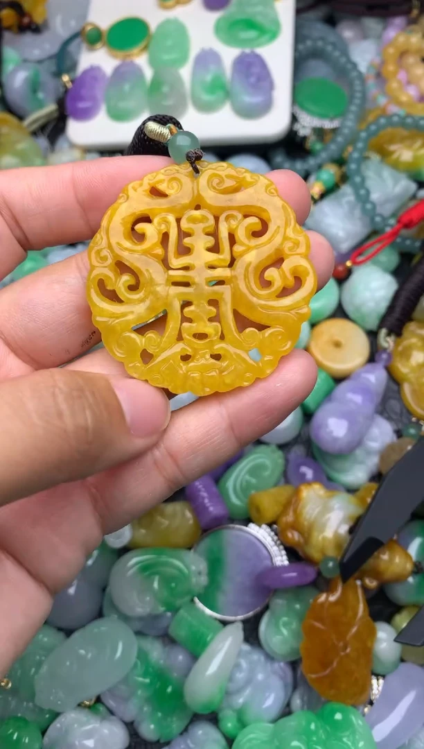颈饰未镶嵌翡翠缅甸翡翠吊坠