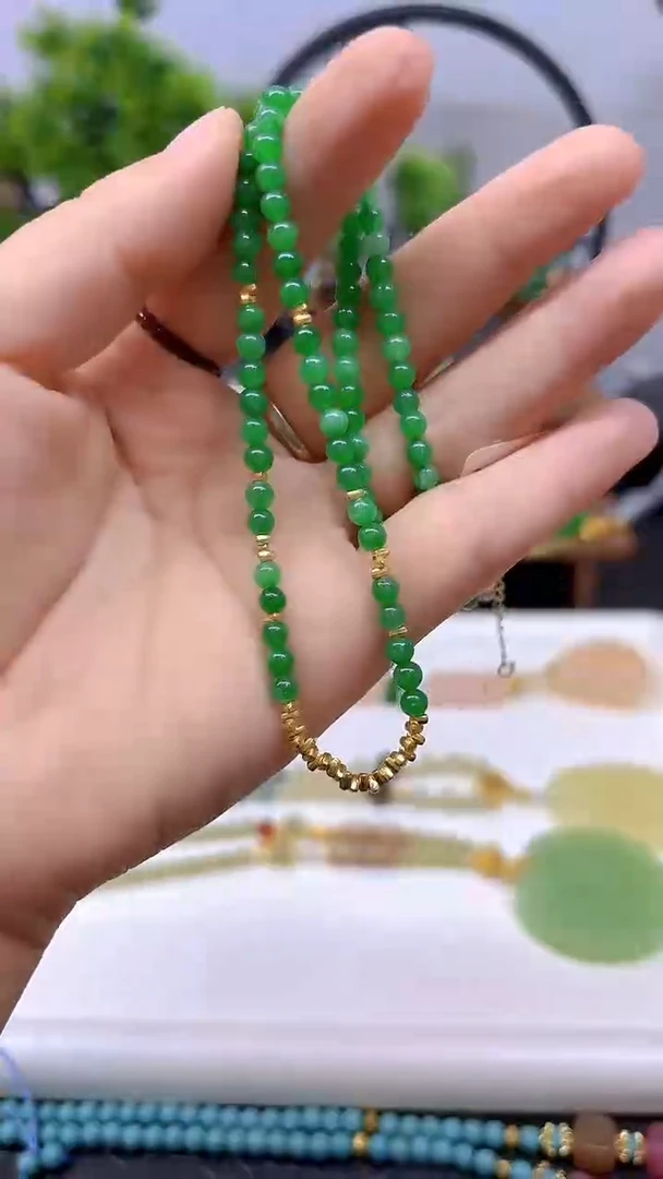 翡翠未镶嵌颈饰X142