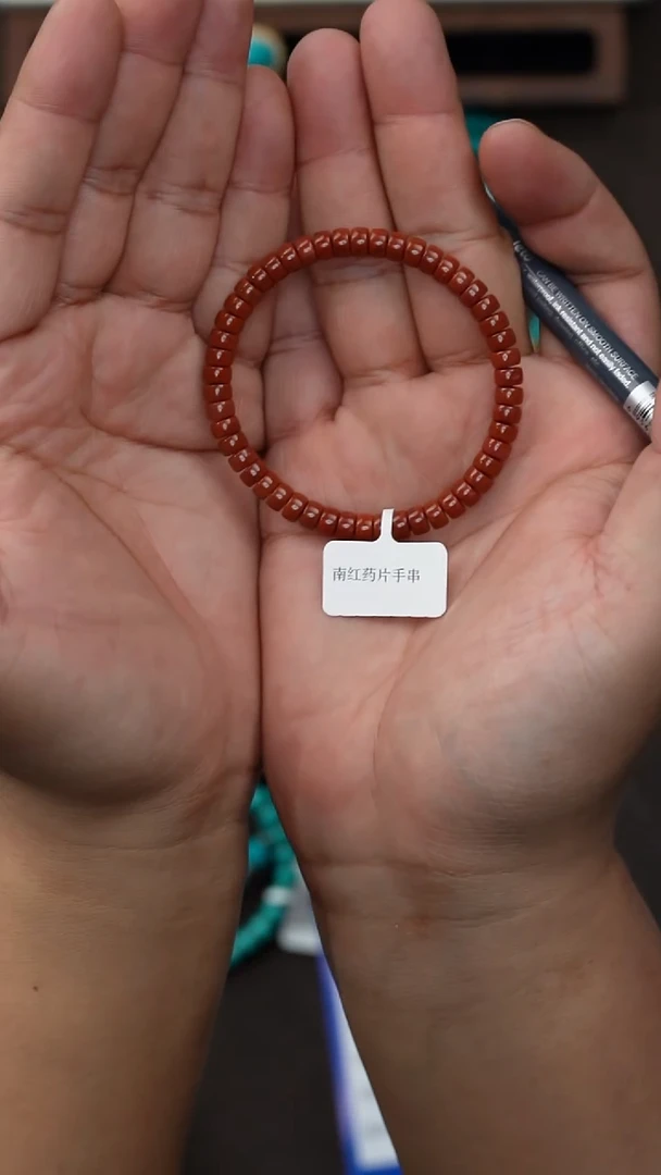 未镶嵌手串南红玛瑙b****d南红手串
