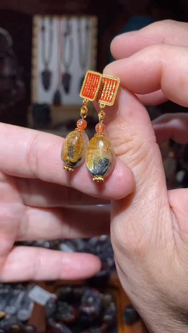 【闪购商品】水晶钛板晶耳勾未镶嵌多样性发一对