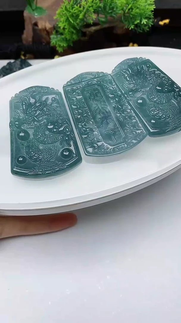 【闪购商品】翡翠颈饰未镶嵌多样性发其一