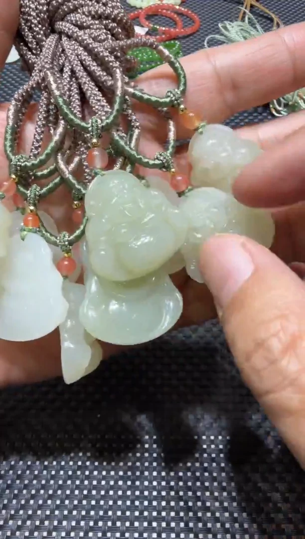 颈饰未镶嵌和田玉挂件（多样性发一）