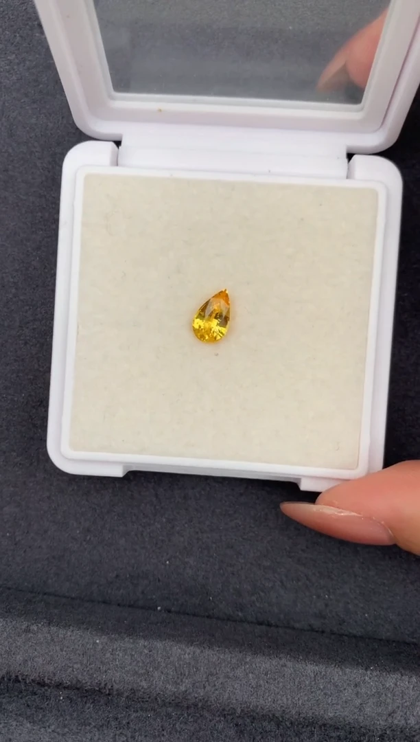 裸石彩色蓝宝石1.5ct黄蓝宝 FE 定制