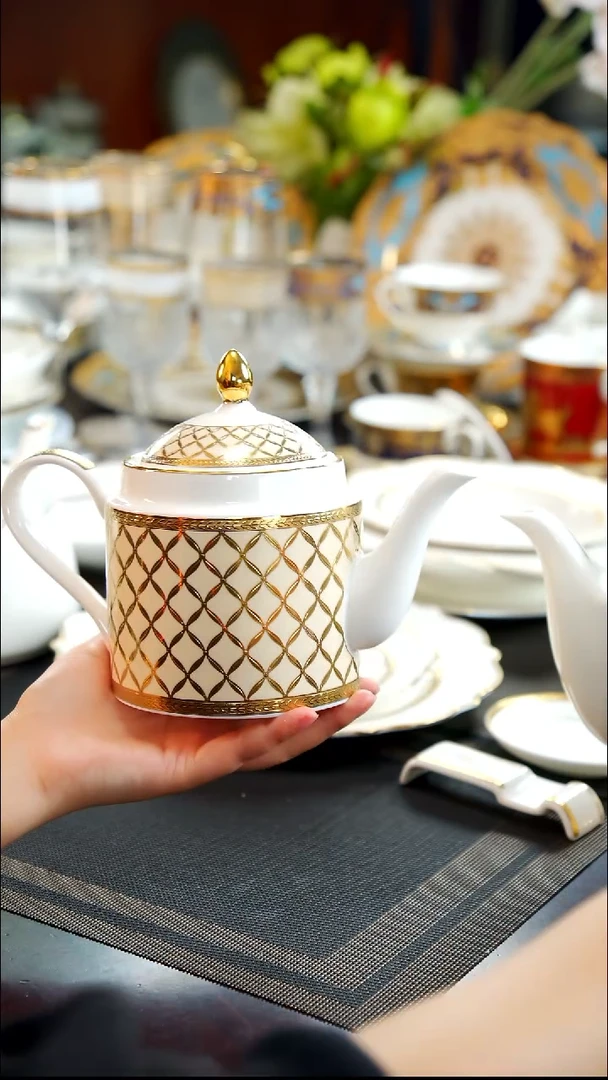 瓷片茶壶 1个 尾单