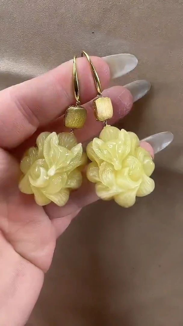 琥珀颈饰未镶嵌耳环