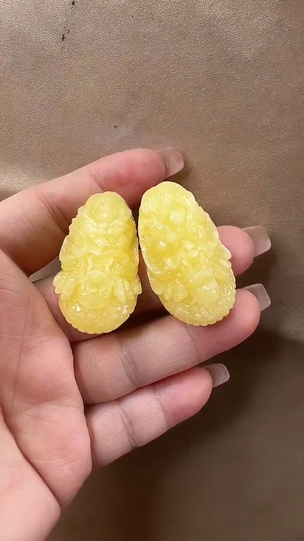 琥珀颈饰未镶嵌耳环