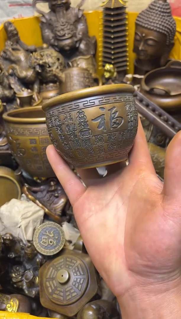 精美铜器，点击下单