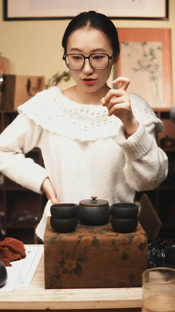 汉瓦建水紫陶金腰带一壶四杯