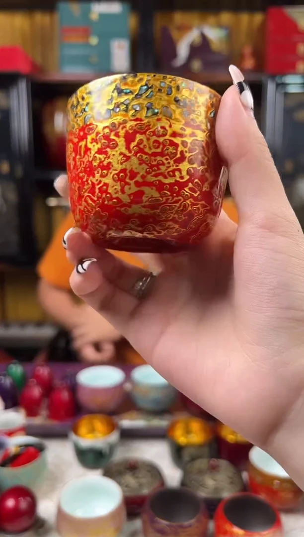 金玉满堂水晶玻璃胎底主人杯-太古大漆