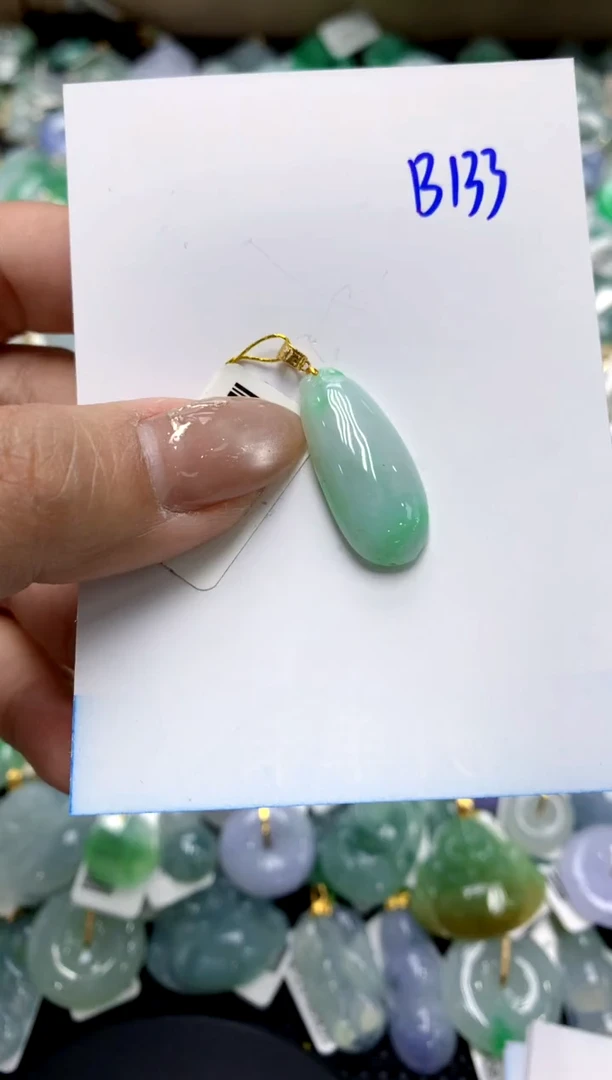 【闪购商品】翡翠颈饰18K金镶嵌1111111111111111