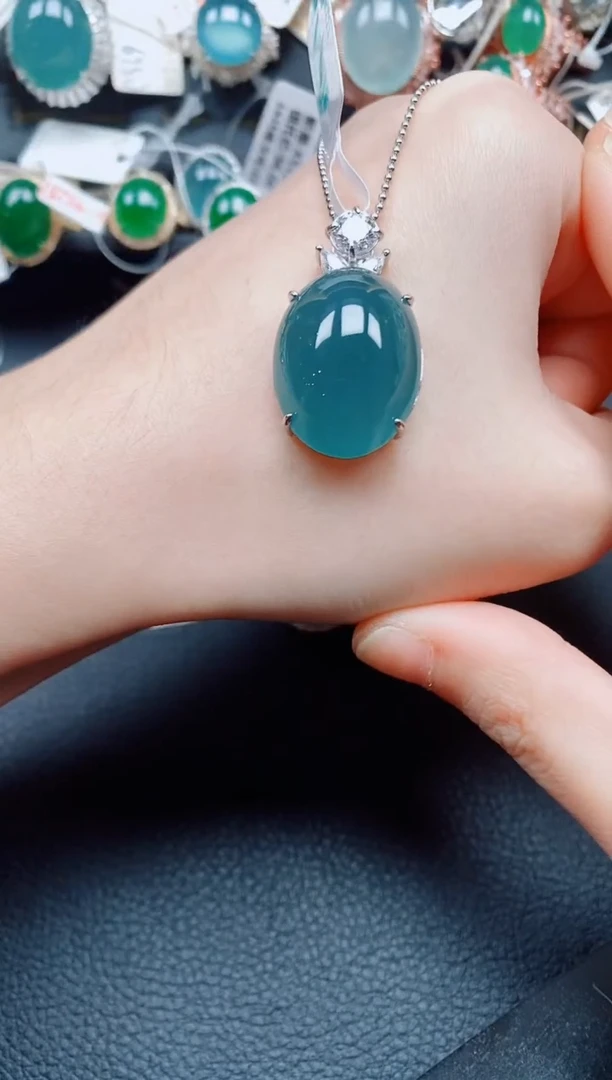 吊坠(赠链)银S925镶嵌翡翠翡翠