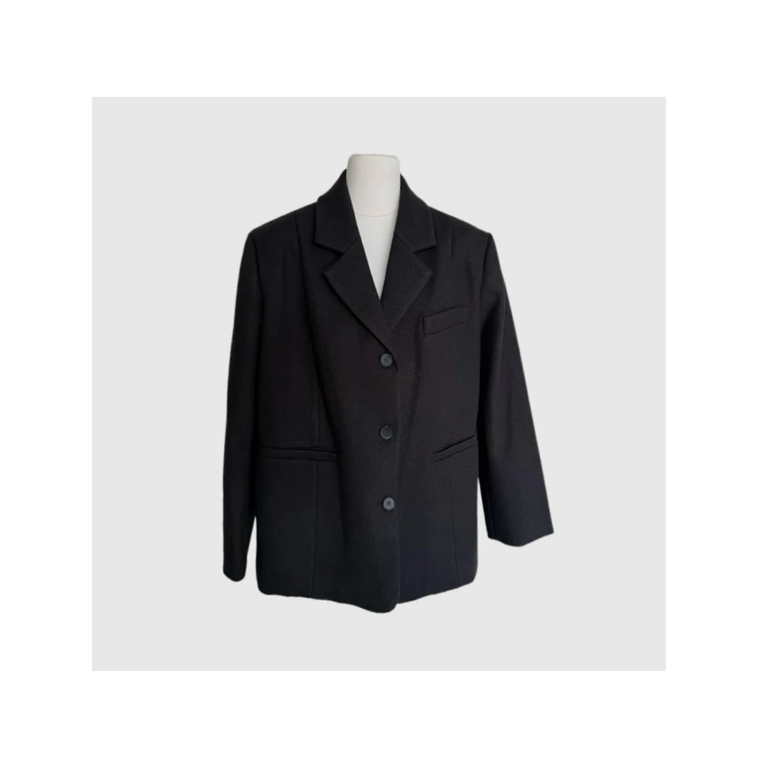 【清货】Ther show 黑色毛呢西装