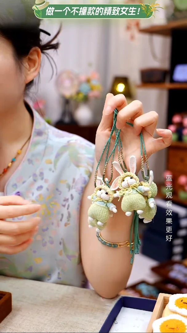 织绣【微钩兔子】纯手工非遗钩织*
