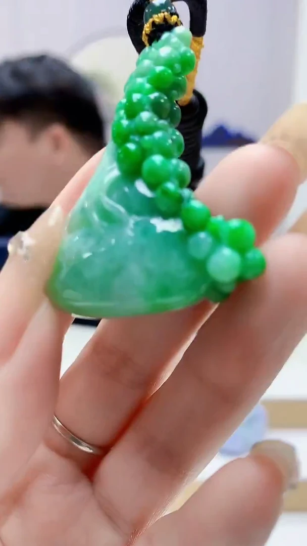 未镶嵌定制翡翠5060DD-毛货挂件16