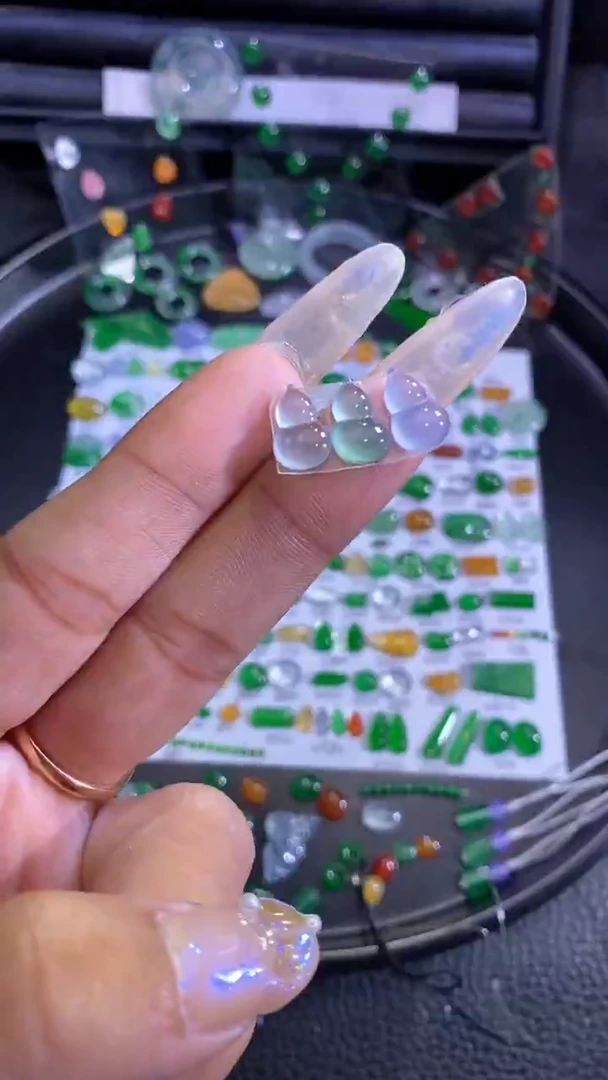 未镶嵌挂件翡翠葫芦