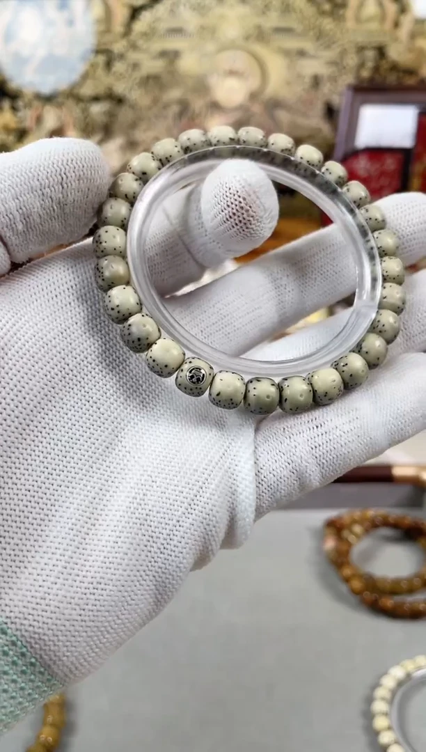 手串星月菩提8*7月带超大留白半壁 玉化料 银标级 一物一图！