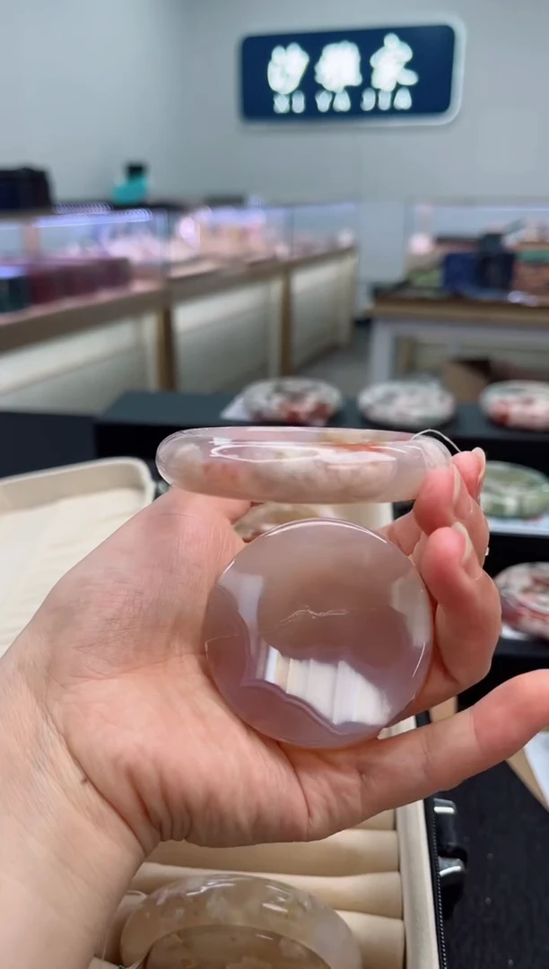 石英质玉手镯未镶嵌56圈口（赠品镯心）3911286