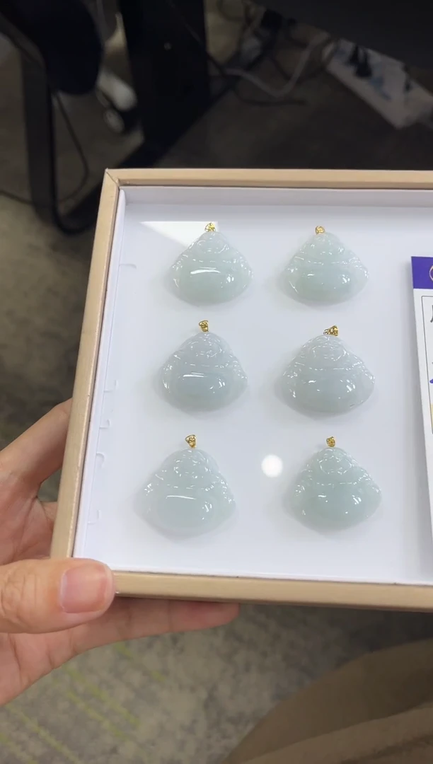 翡翠18K金镶嵌颈饰B141/多样性发一件/配绳子