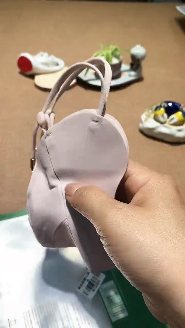 瓷片碗碟好物一件不留@@1