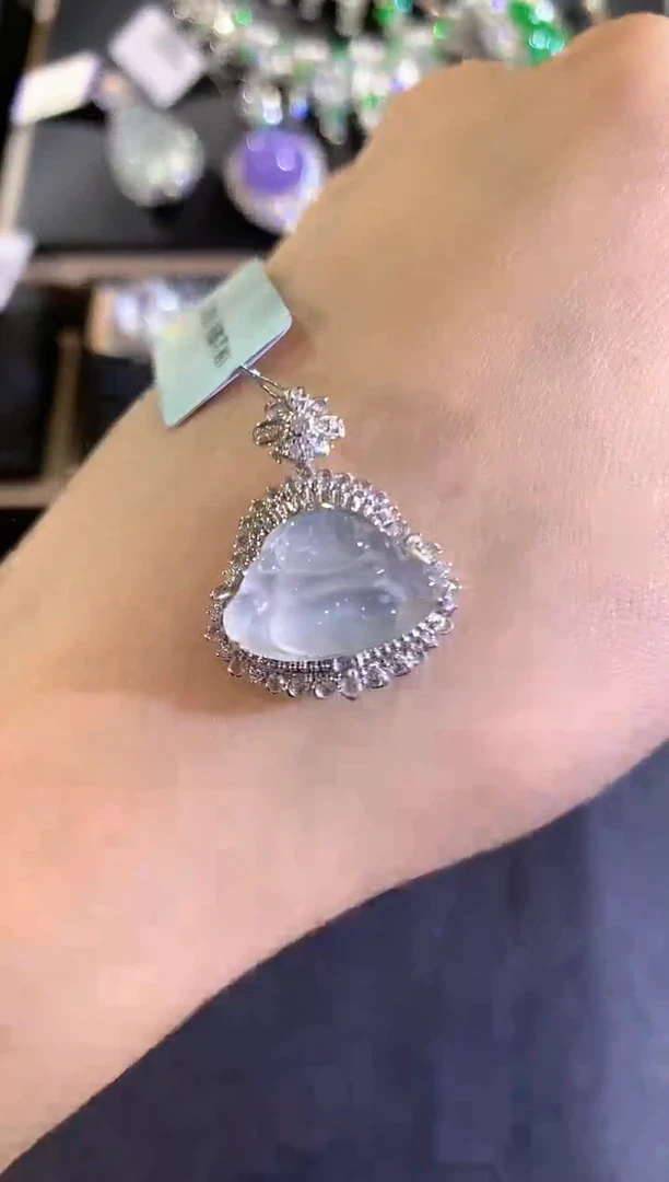 翡翠18K金镶嵌吊坠(不含链)a174