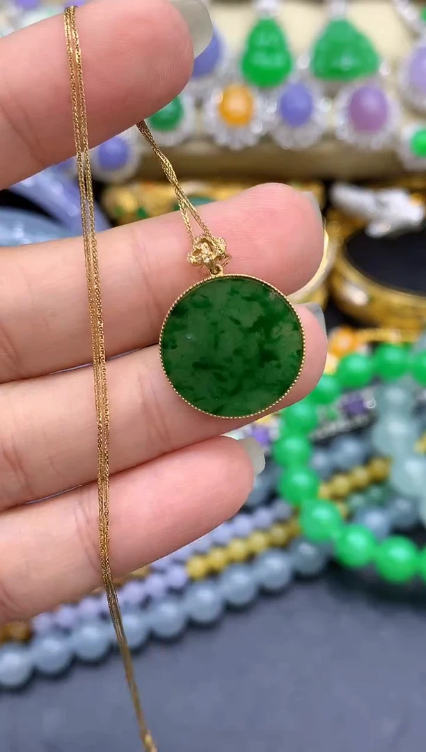 颈饰18K金镶嵌翡翠347-中国好珍宝