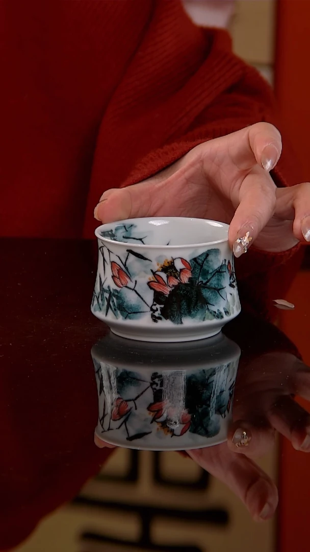 李华手绘釉中五彩和为贵马蹄杯