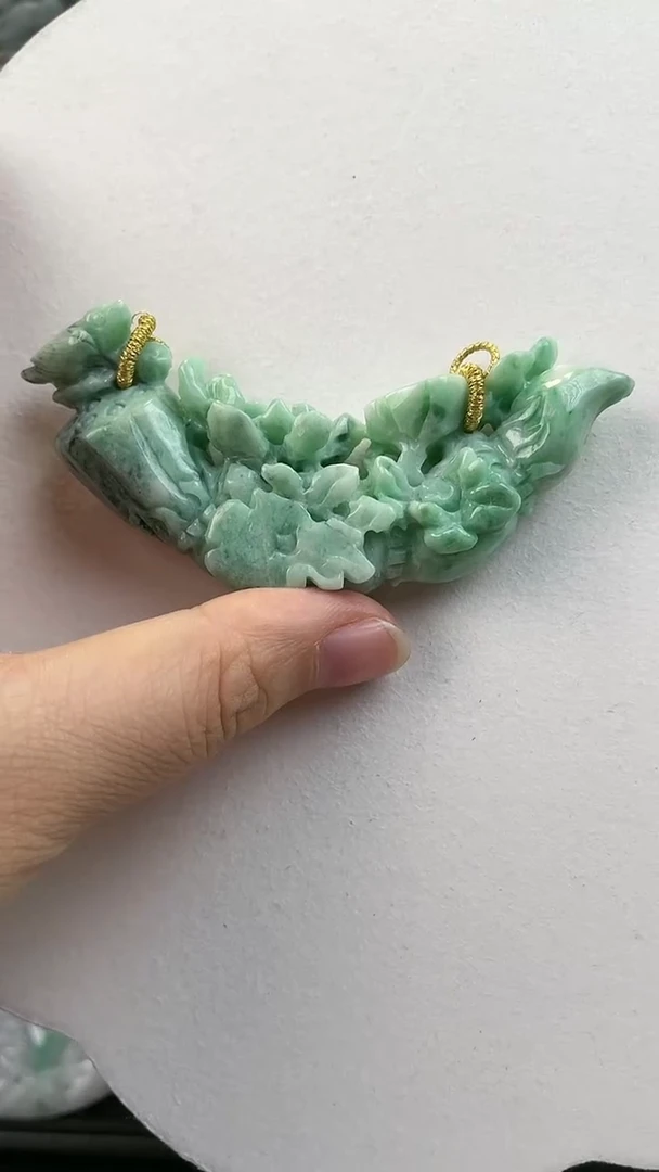 【闪购商品】翡翠颈饰未镶嵌不带绳