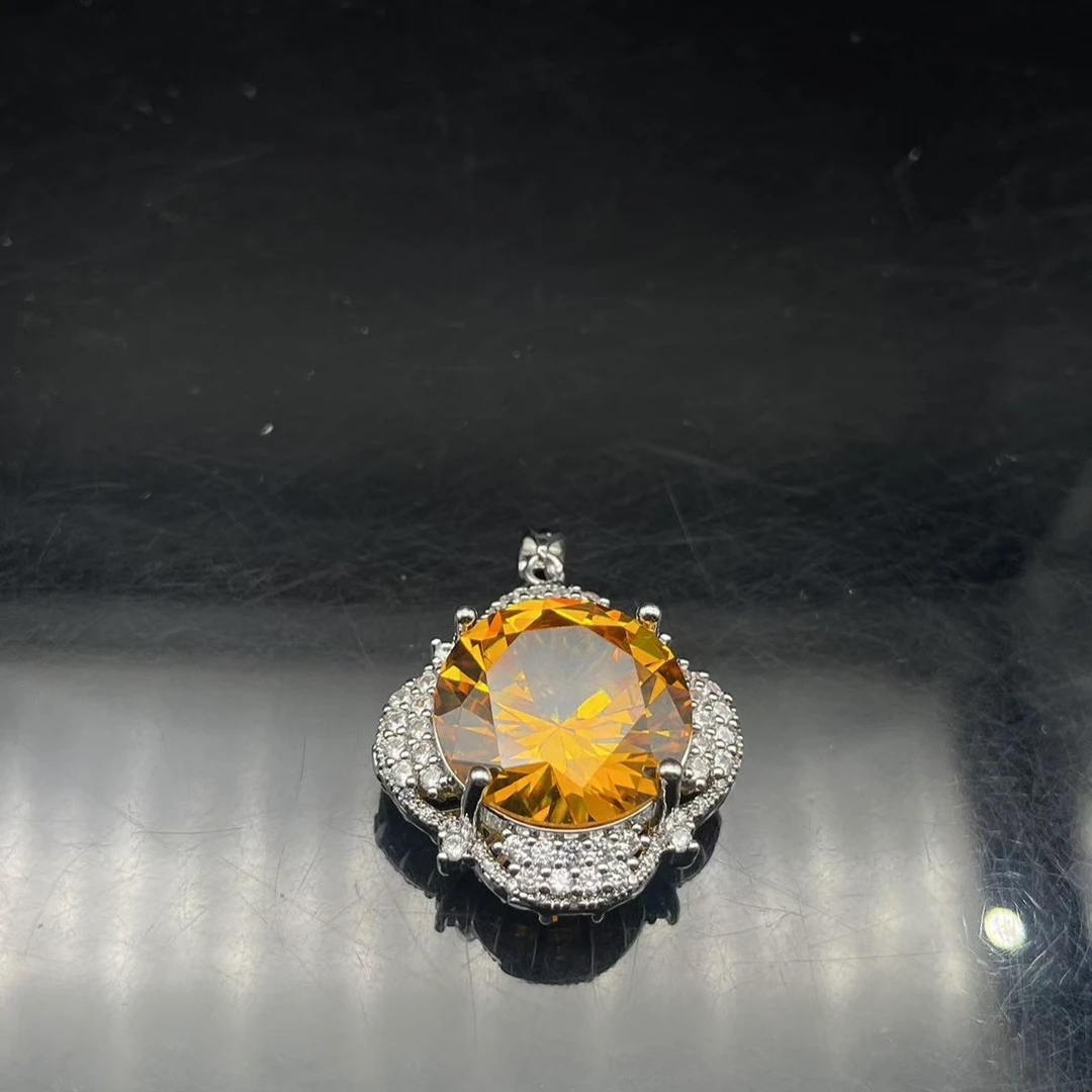 吊坠 高雅华贵 灿若星河 雍容华贵 色彩缤纷 精美绝伦