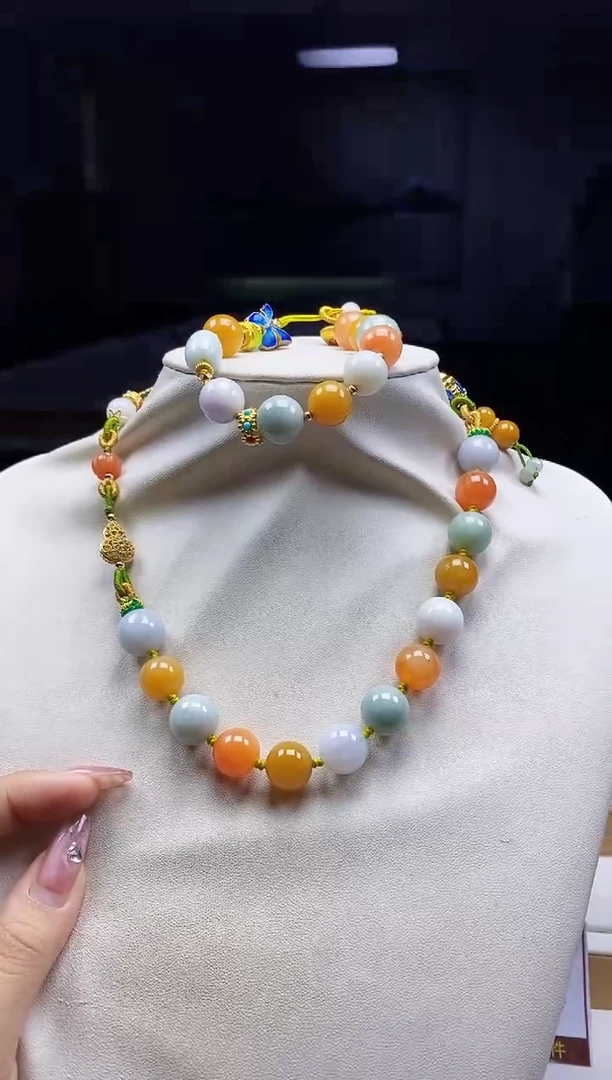 翡翠未镶嵌颈饰翡翠A货