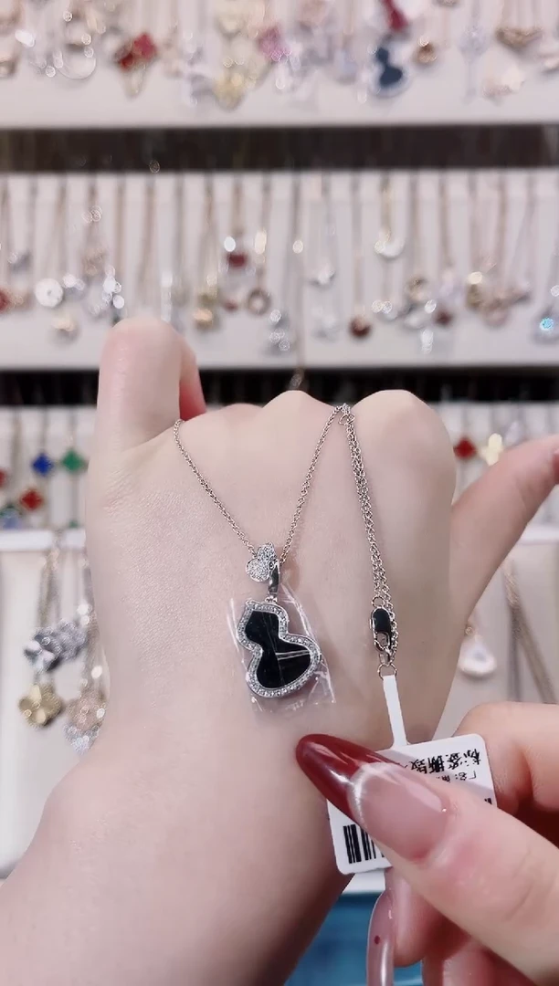 【闪购商品】玛瑙颈饰18K金镶嵌18K金镶嵌 K白