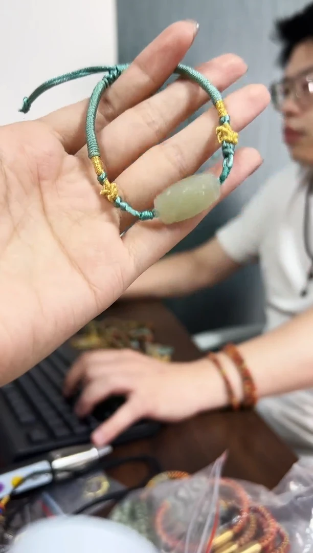 手链未镶嵌和田玉荷花牌