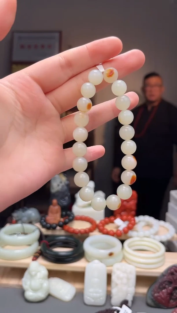 颈饰未镶嵌和田玉手串9+