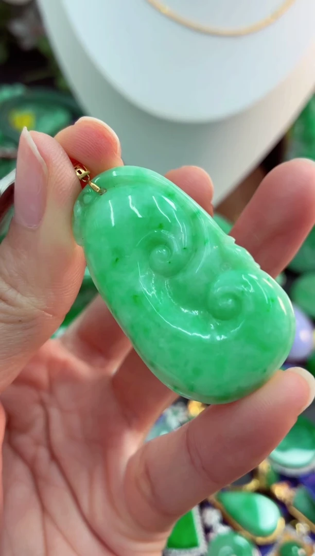 吊坠(不含链)18K金镶嵌翡翠天然缅甸翡翠A货