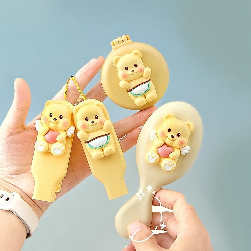 可爱卡通小熊气囊梳软萌少女心便携气垫梳女生小号迷你小梳子