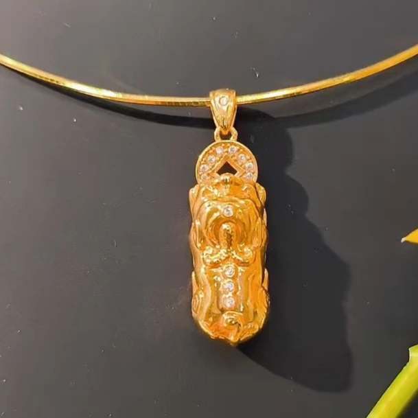 【合成/培育】吊坠 18k金貔貅莫桑钻吊坠 女士百搭时尚 多样性发一