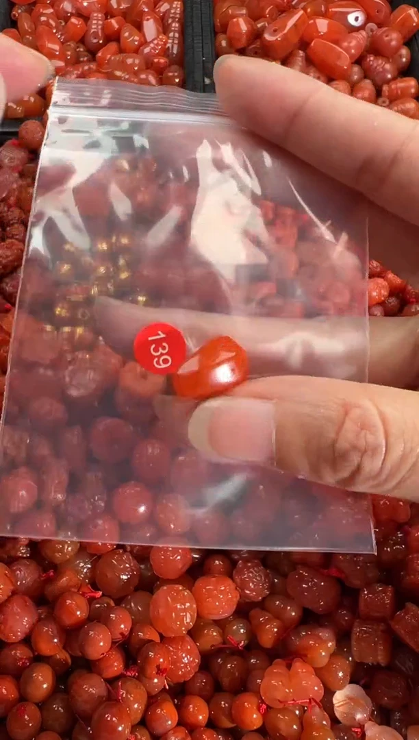 【闪购商品】南红玛瑙颈饰未镶嵌1