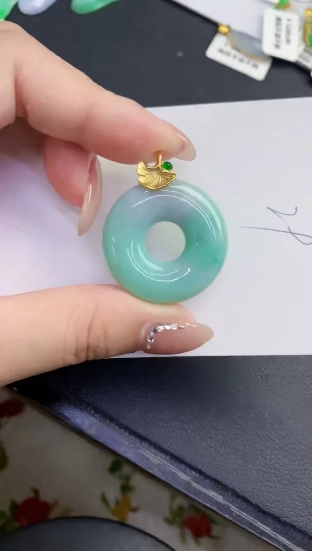 颈饰未镶嵌翡翠缅甸天然翡翠A货