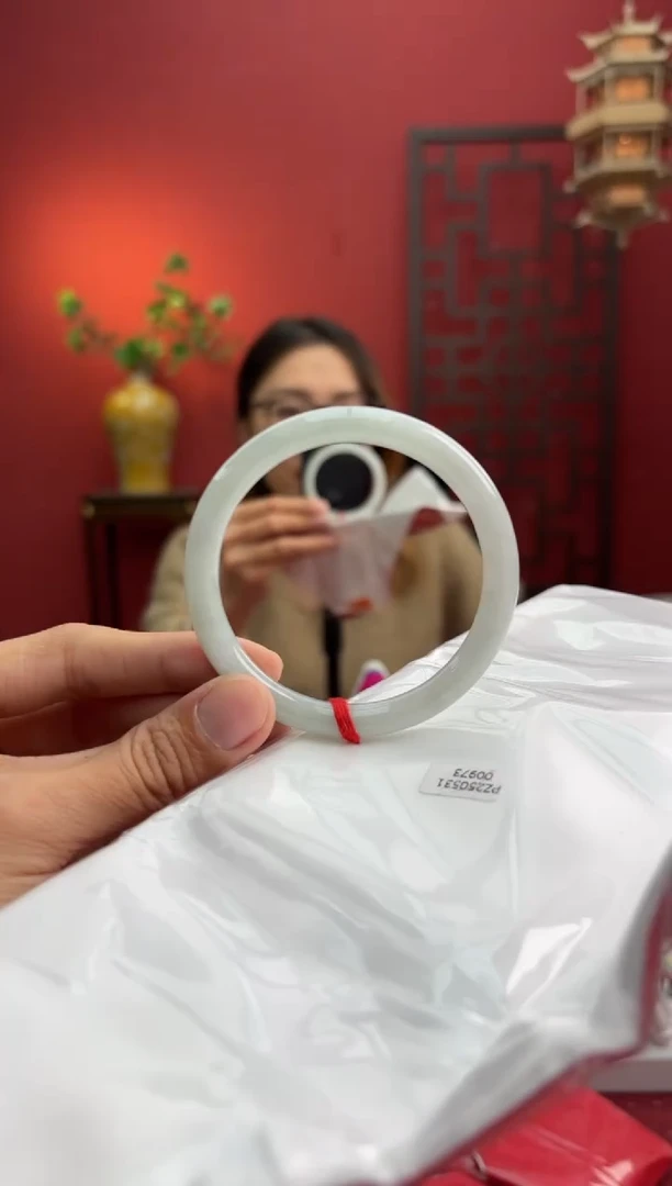 未镶嵌手镯（圆镯）翡翠翡翠手镯16