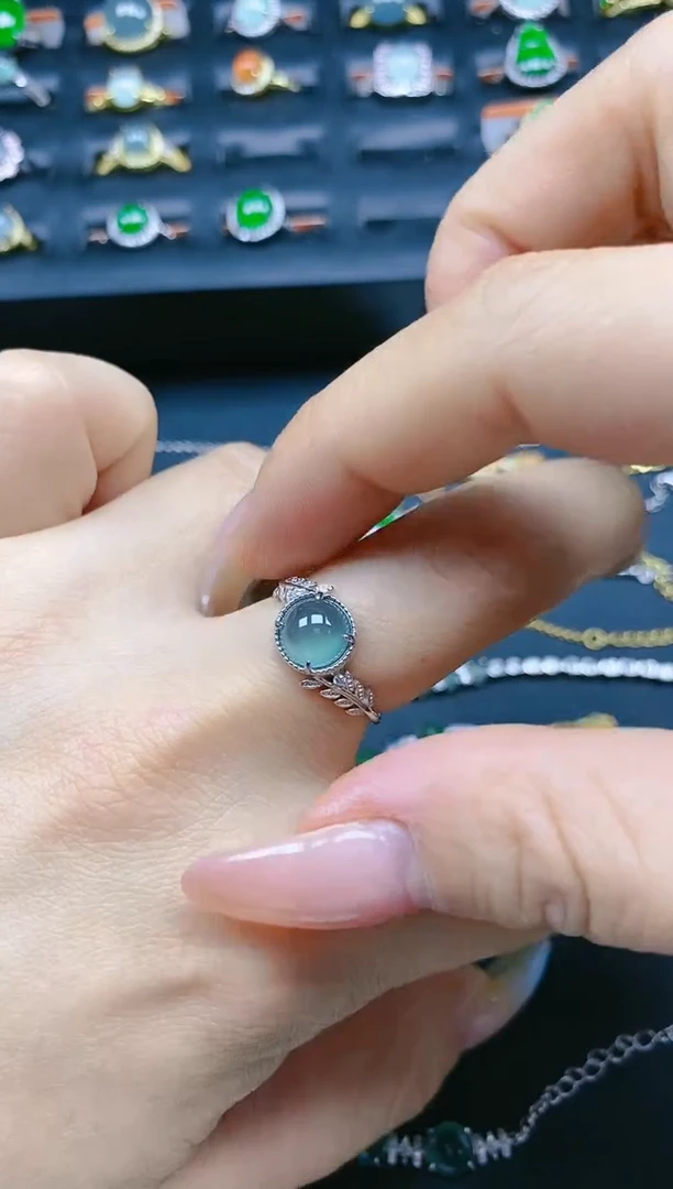 翡翠戒指银S925镶嵌天然翡翠