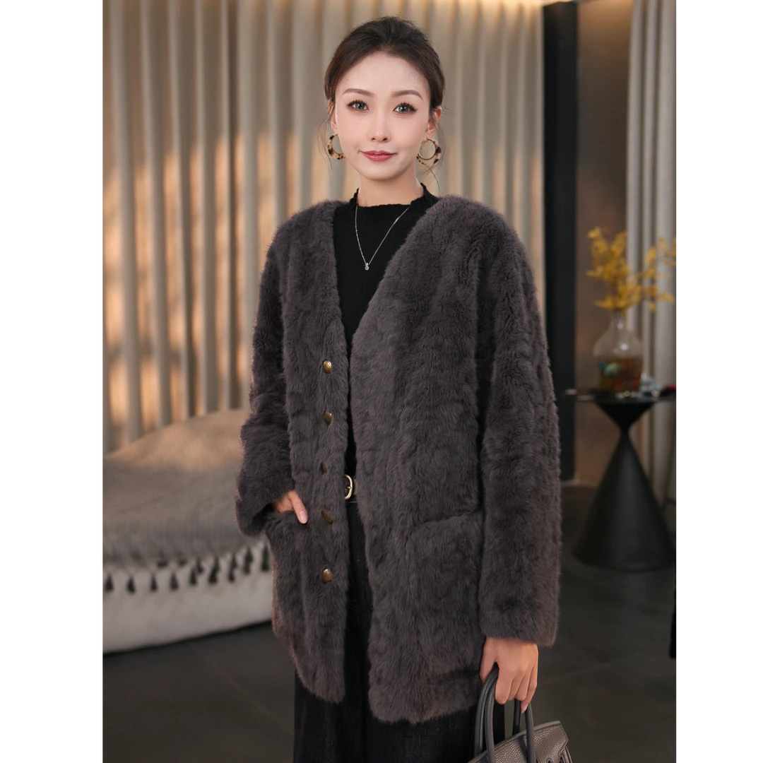 【花花】老钱风V领毛毛外套2025秋冬新款女装保暖轻奢气质加厚大衣